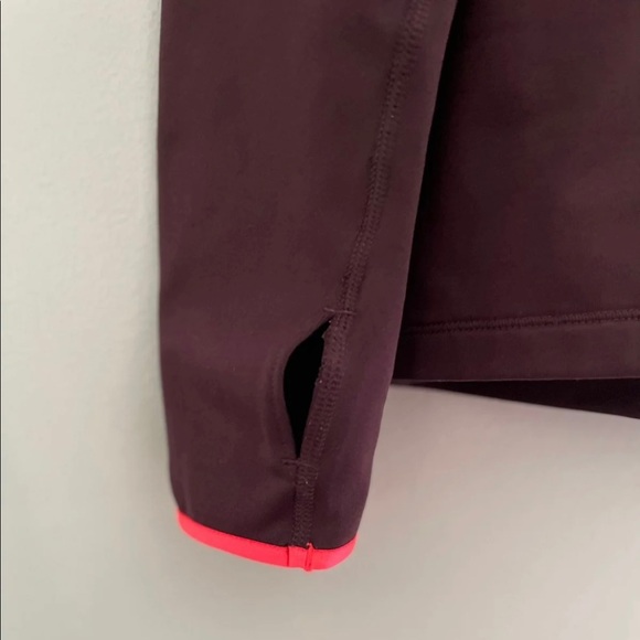 Nike Dri-Fit 1/4 Zip Pullover - Picture 5 of 10